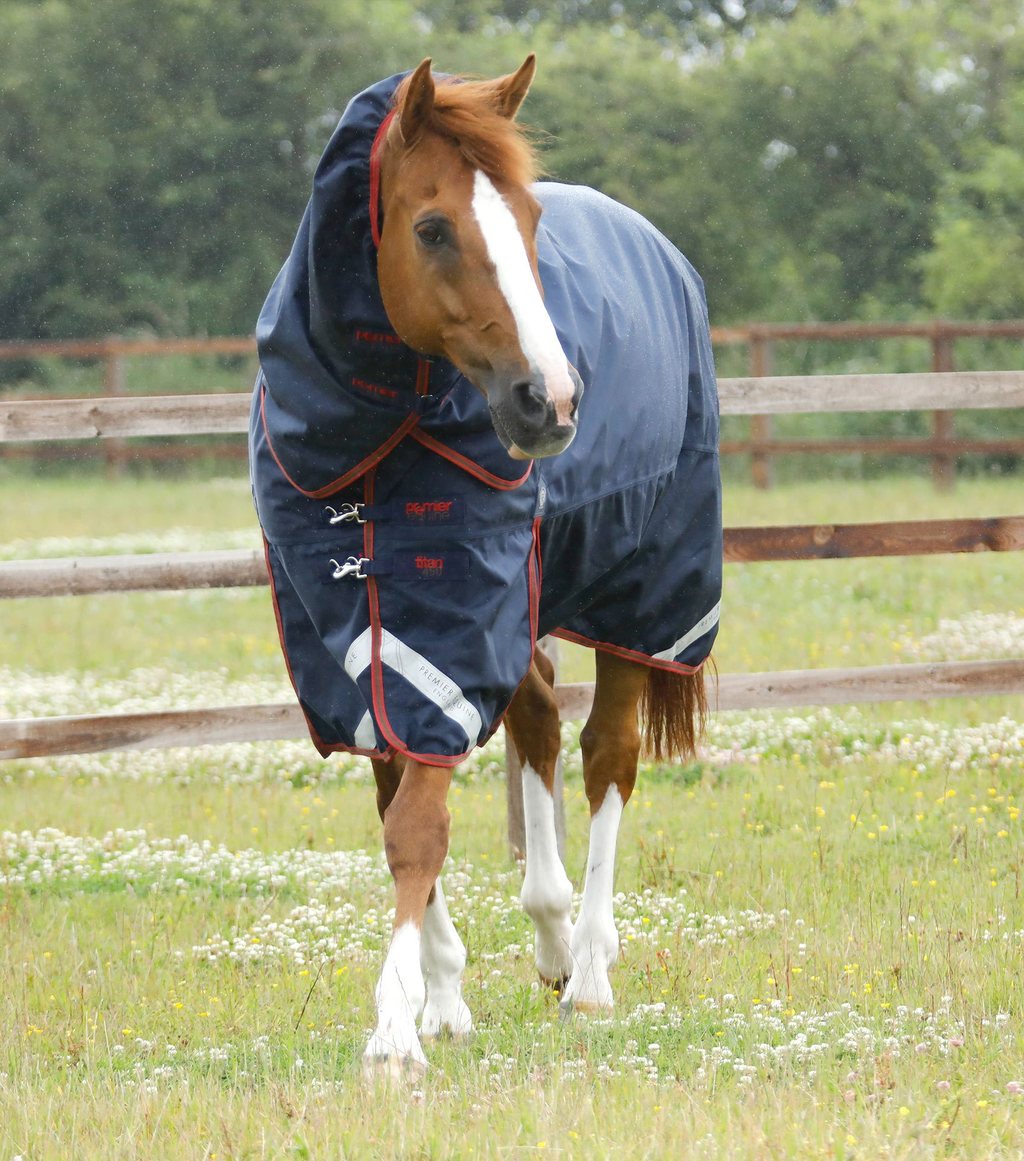 Premier Equine - Výběhová deka s odnímatelným krkem Titan (450g)