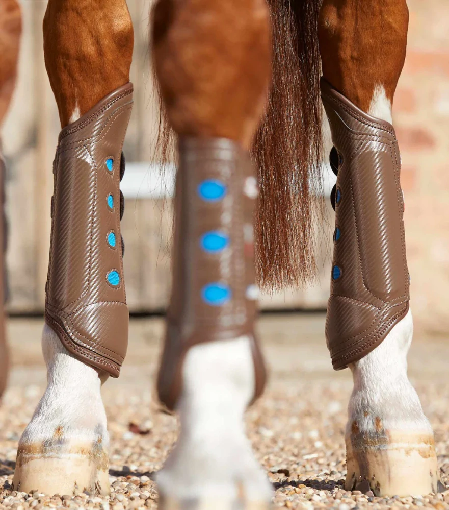 Premier Equine - Kamaše na zadní nohy (chlazené vzduchem) Carbon Tech