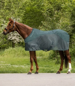 Waldhausen - Comfort RAINSHEET Síťová deka s nepromokavými zády 