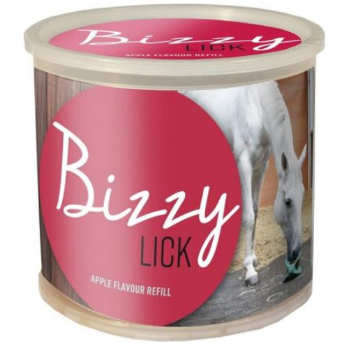 Bizzy Lick - Minerální liz pro koně - Jablko 1 kg
