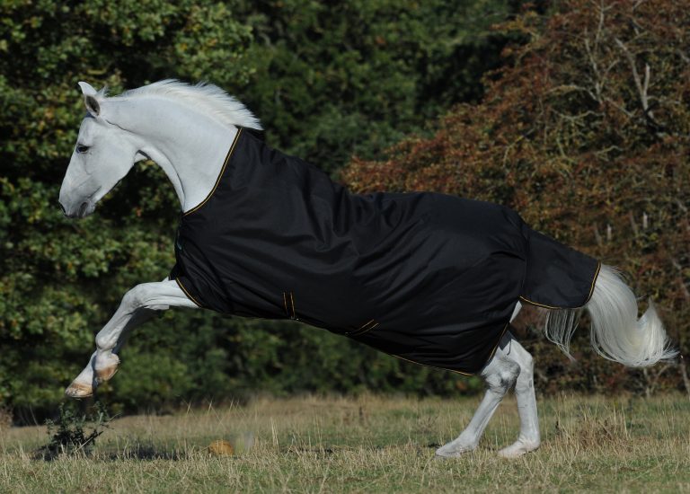 Bucas - Výběhová deka Irish Turnout High Neck (50 g)