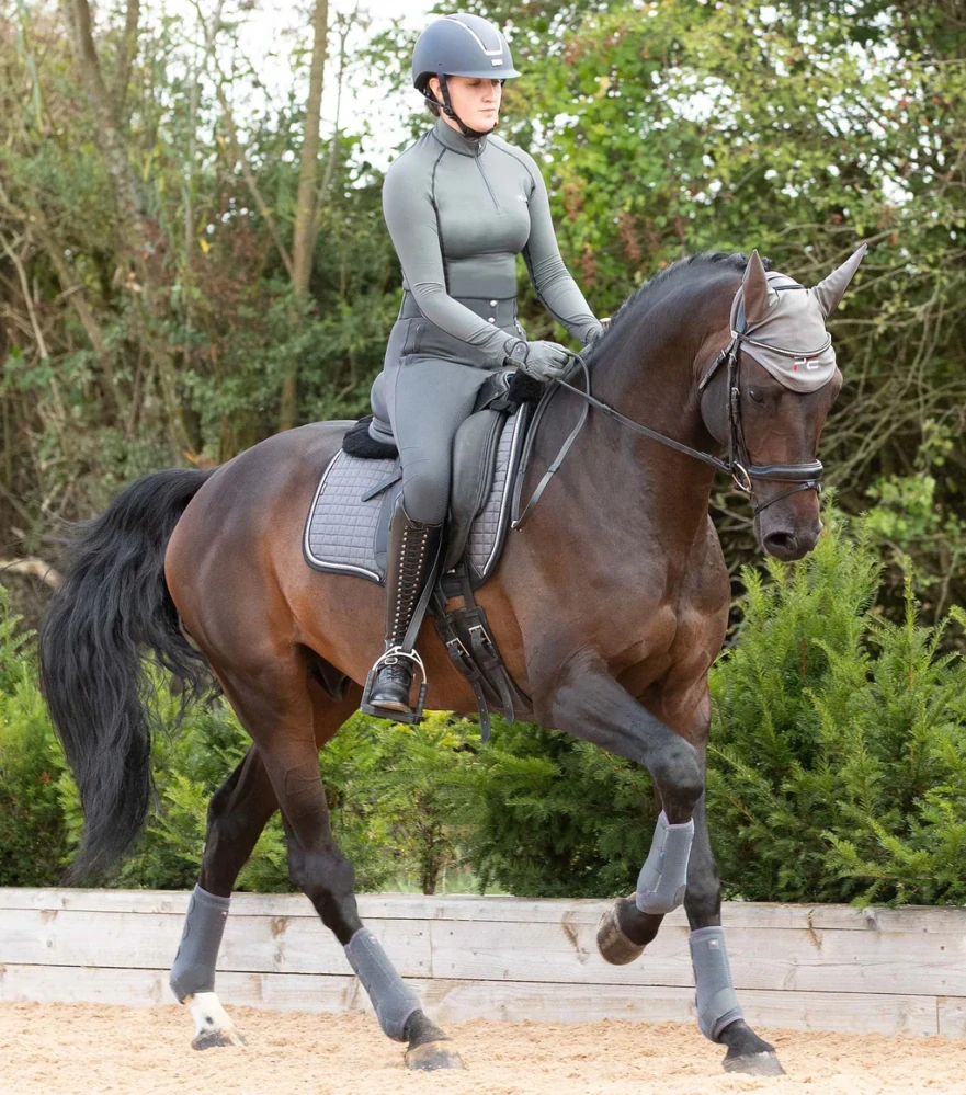 Premier Equine - Podsedlová dečka Close Contact Merino vlna/Drezurní