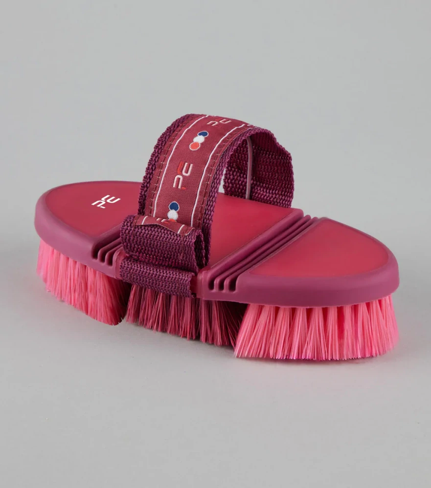 Premier Equine - Anatomický měkký kartáč