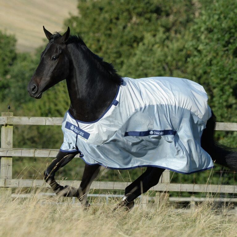 Bucas - Buzz-Off Rain & Neck (Nepromokavá síťovaná deka s odnímatelným krkem)