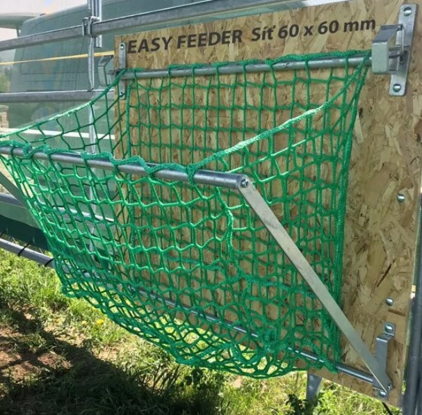EASY FEEDER - Nástěnné síťové jesle na seno