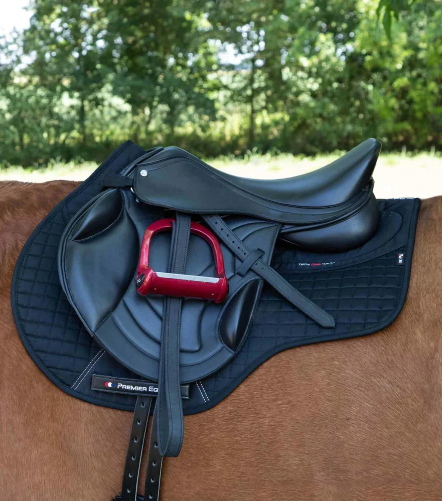 Premier Equine - Podsedlová dečka Close Contact Tech Grip protiskluzová - GP/Jump Square